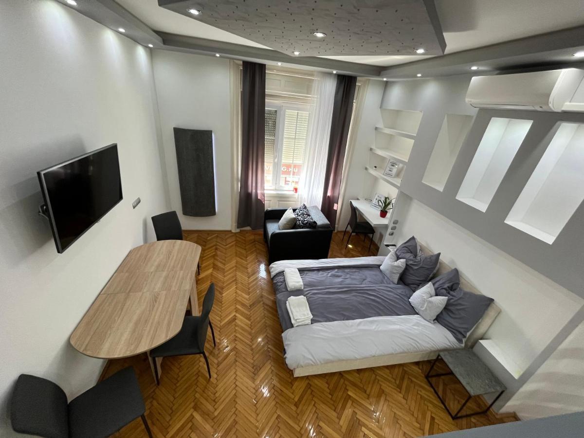 Szechenyi Apartman Μίσκολτς Εξωτερικό φωτογραφία