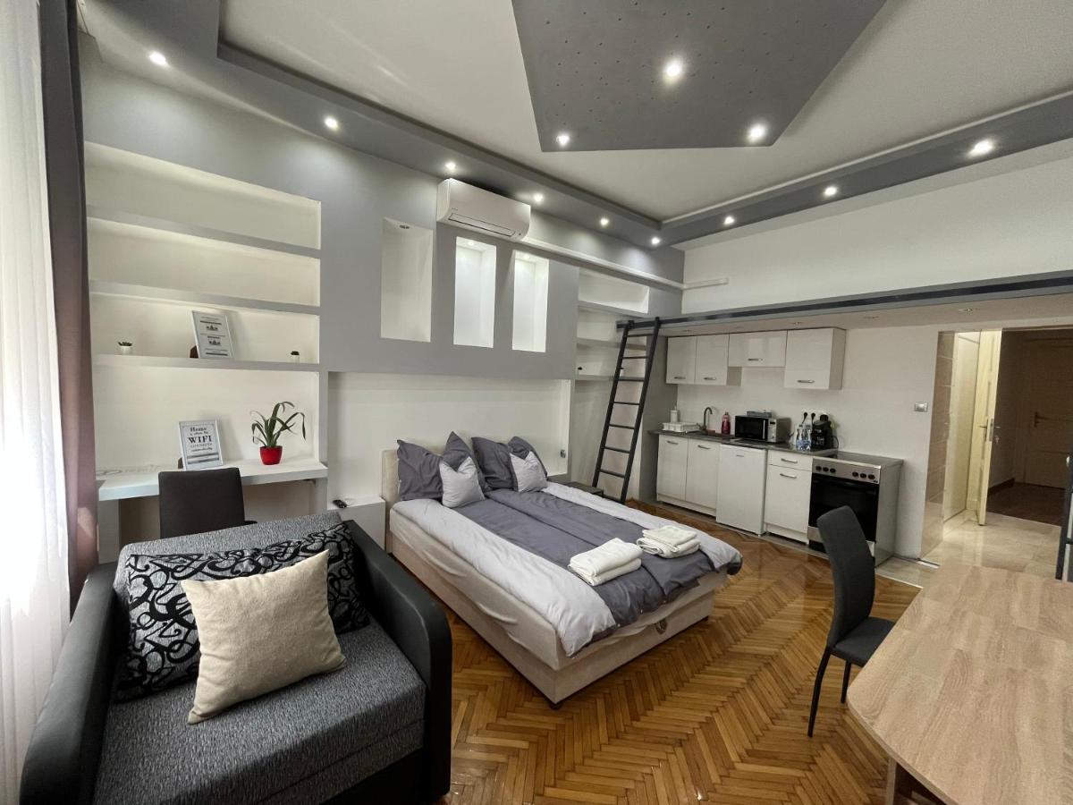 Szechenyi Apartman Μίσκολτς Εξωτερικό φωτογραφία
